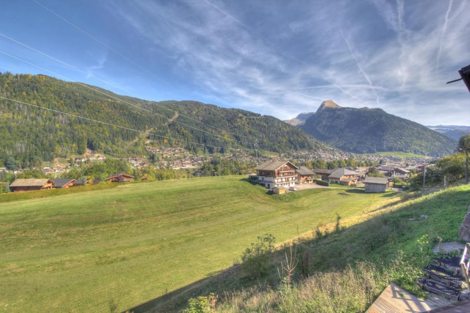 Chalet Guytoune Est Un Authentique Chalet De Luxe Aux Prestations Exceptionnelles Avec Vue Imprenable Morzine France