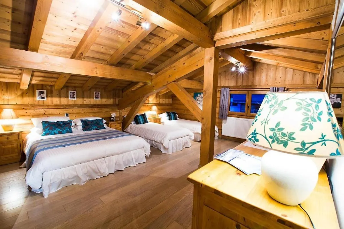 Chalet Guytoune Est Un Authentique Chalet De Luxe Aux Prestations Exceptionnelles Avec Vue Imprenable Morzine France